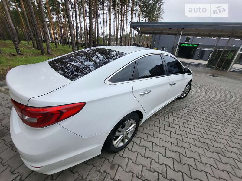 Седан Hyundai Sonata 2016 в Киеве