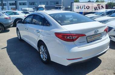 Седан Hyundai Sonata 2016 в Киеве