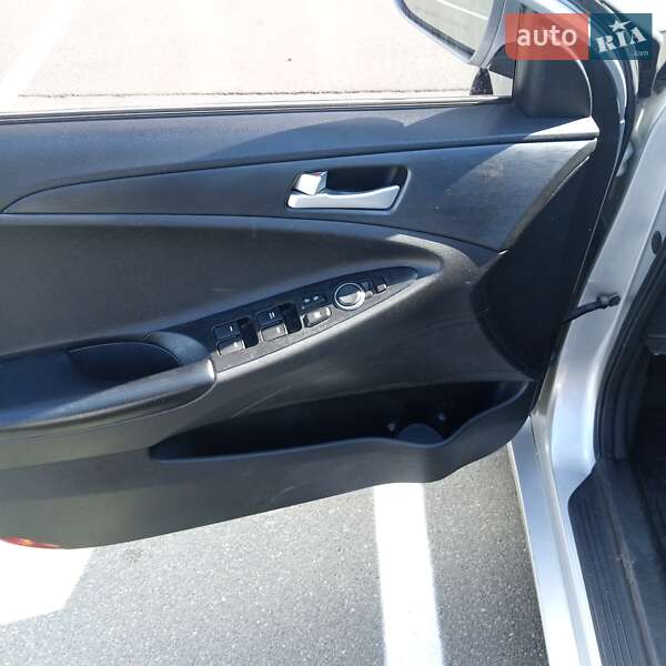 Седан Hyundai Sonata 2013 в Києві