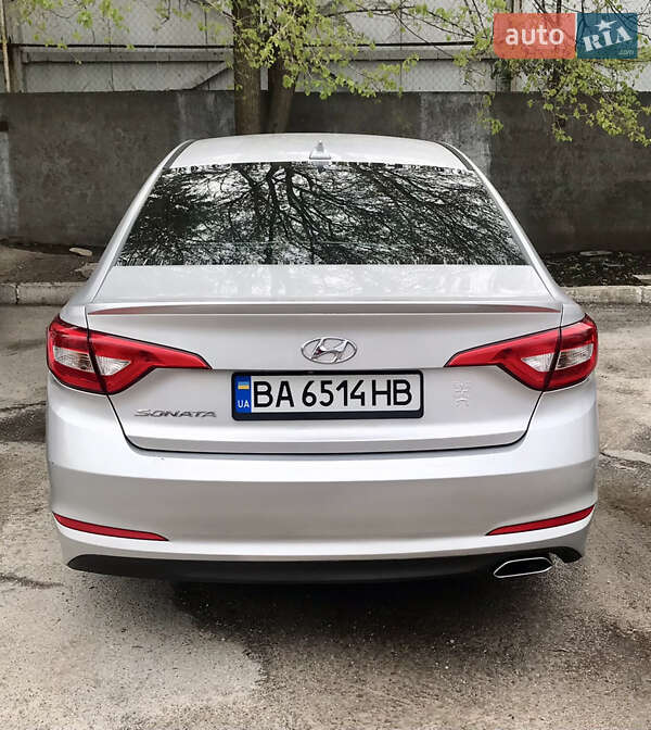 Седан Hyundai Sonata 2015 в Кропивницком
