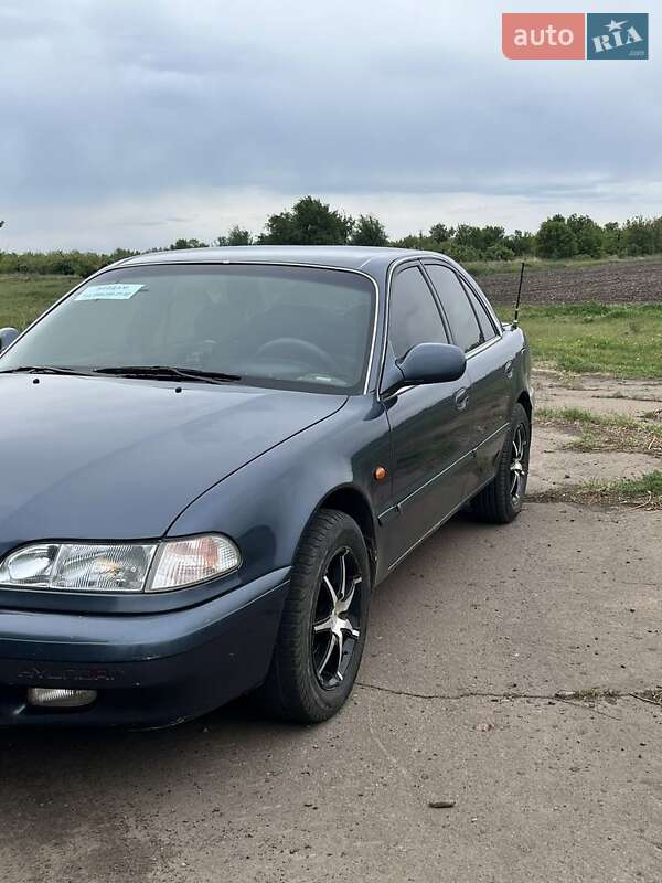 Седан Hyundai Sonata 1996 в Днепре