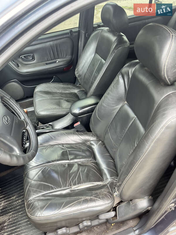 Седан Hyundai Sonata 1996 в Днепре