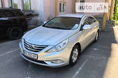 Седан Hyundai Sonata 2014 в Киеве