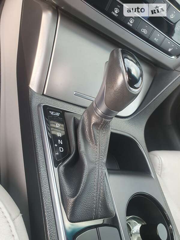 Седан Hyundai Sonata 2016 в Стрые фото 133 Седан Hyundai Sonata 2016 в Стрые