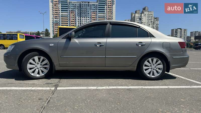 Седан Hyundai Sonata 2008 в Києві