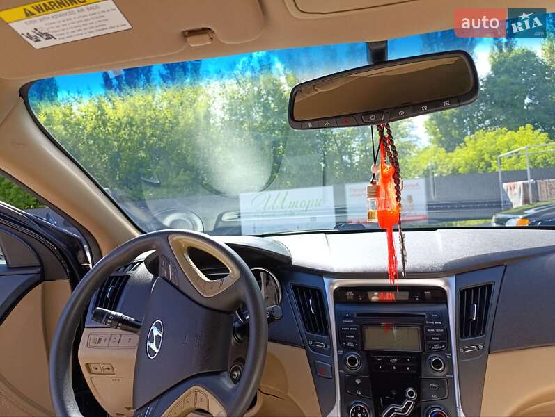 Седан Hyundai Sonata 2013 в Каменец-Подольском