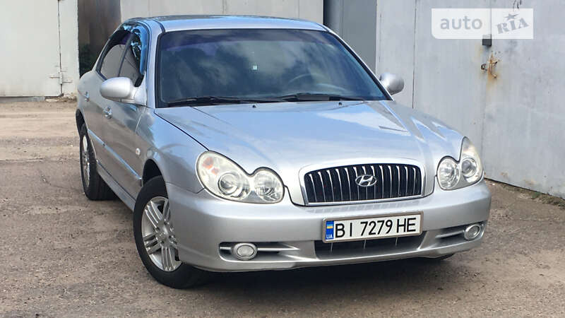 Седан Hyundai Sonata 2004 в Кременчуге