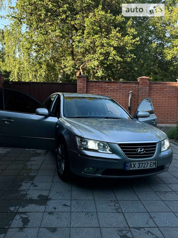 Hyundai Sonata 2008