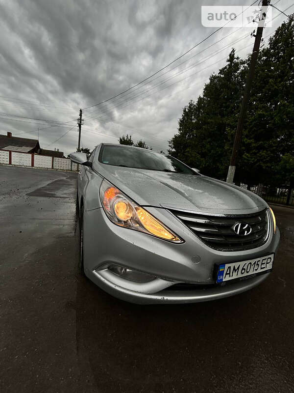 Седан Hyundai Sonata 2012 в Шепетівці