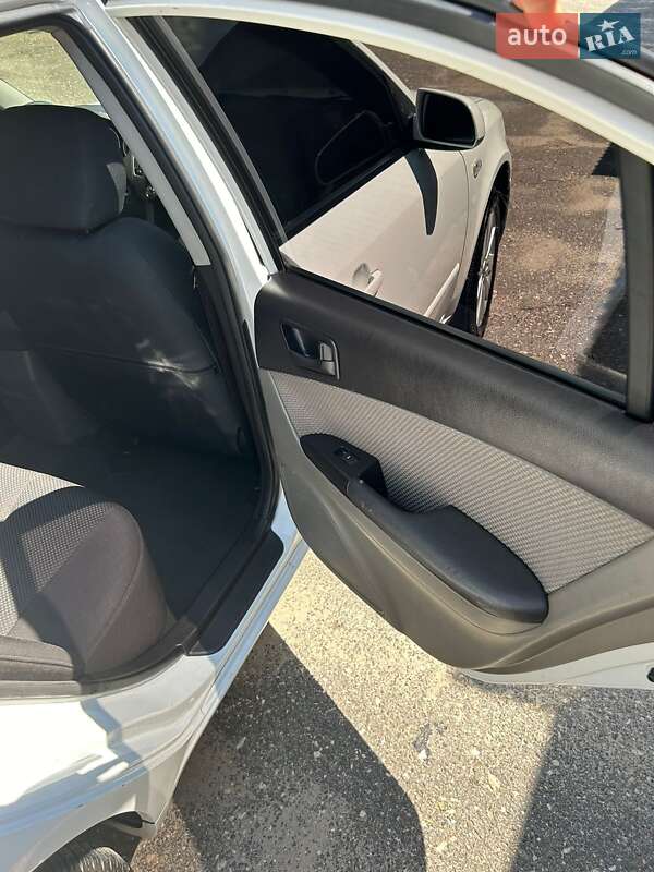 Седан Hyundai Sonata 2008 в Николаеве фото 11 Седан Hyundai Sonata 2008 в Николаеве