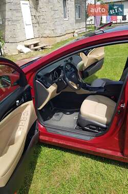 Седан Hyundai Sonata 2010 в Сторожинці