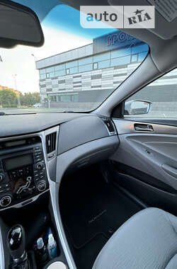 Седан Hyundai Sonata 2012 в Черкассах