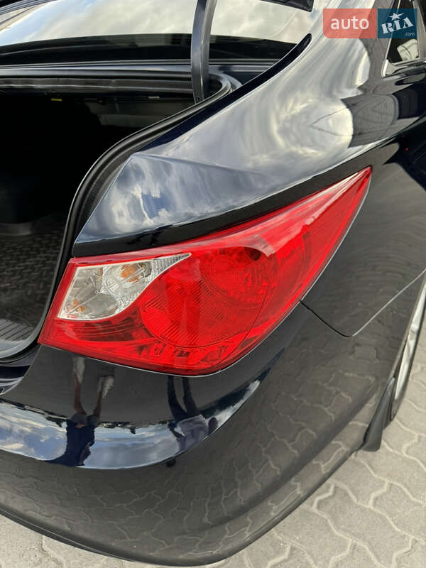 Седан Hyundai Sonata 2010 в Кременчуці