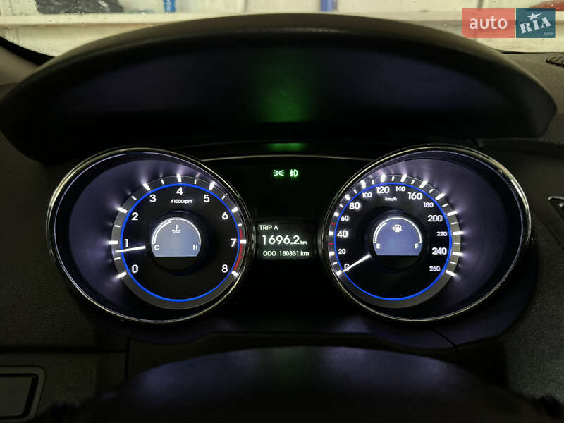 Седан Hyundai Sonata 2010 в Кременчуці