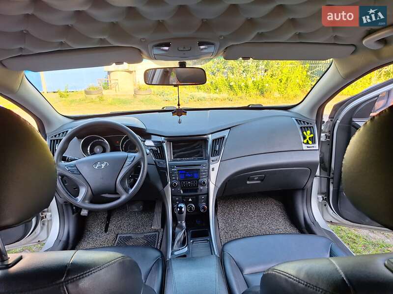 Седан Hyundai Sonata 2014 в Кропивницькому