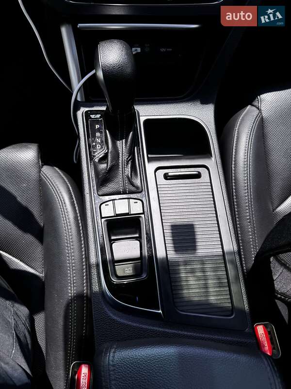 Седан Hyundai Sonata 2015 в Киеве