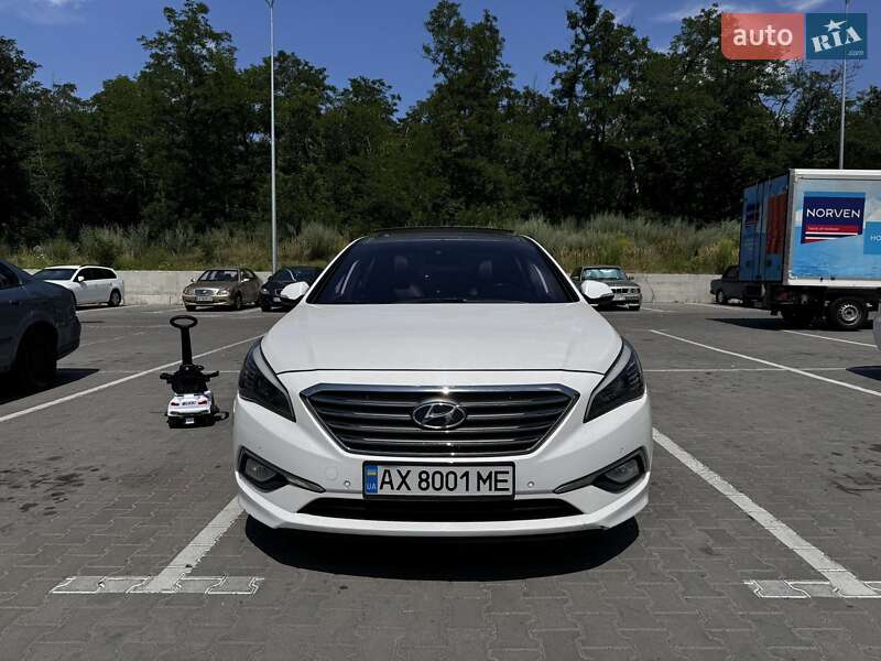 Седан Hyundai Sonata 2015 в Киеве