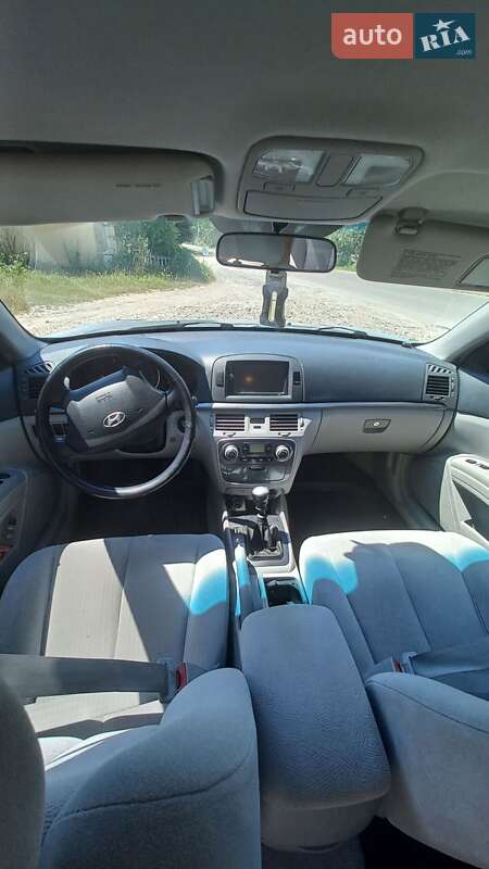 Седан Hyundai Sonata 2007 в Скалаті