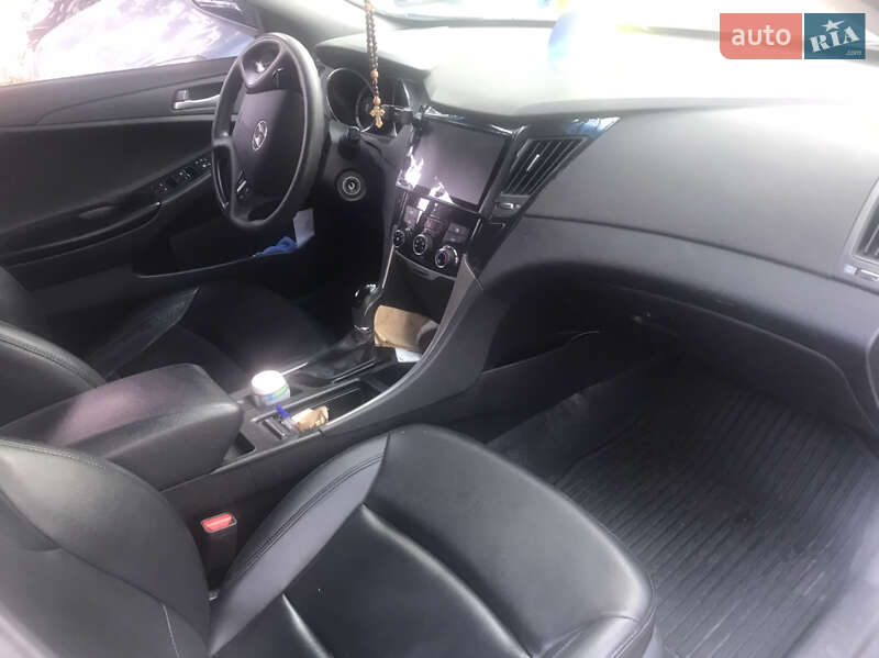 Седан Hyundai Sonata 2013 в Запорожье