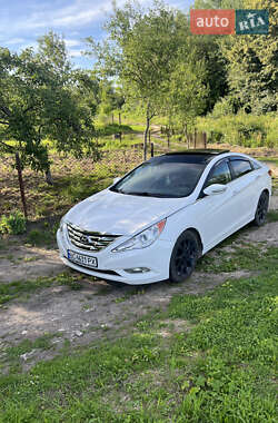Hyundai Sonata 2012