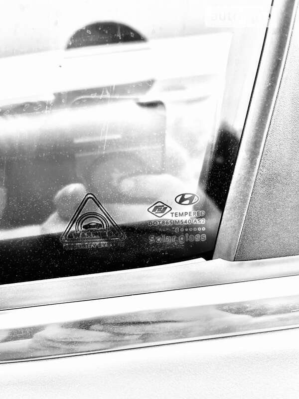 Седан Hyundai Sonata 2014 в Новгород-Северском