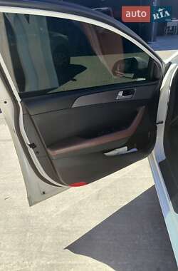 Седан Hyundai Sonata 2014 в Ставищі