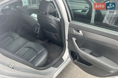 Седан Hyundai Sonata 2015 в 