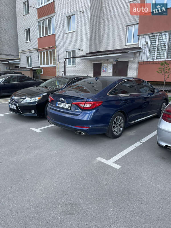 Седан Hyundai Sonata 2015 в Могилів-Подільському