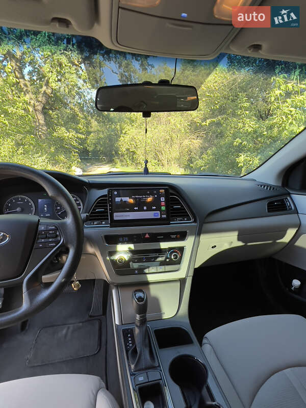 Седан Hyundai Sonata 2014 в Могилев-Подольске