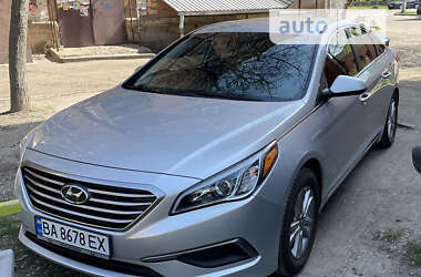 Седан Hyundai Sonata 2016 в Кропивницком