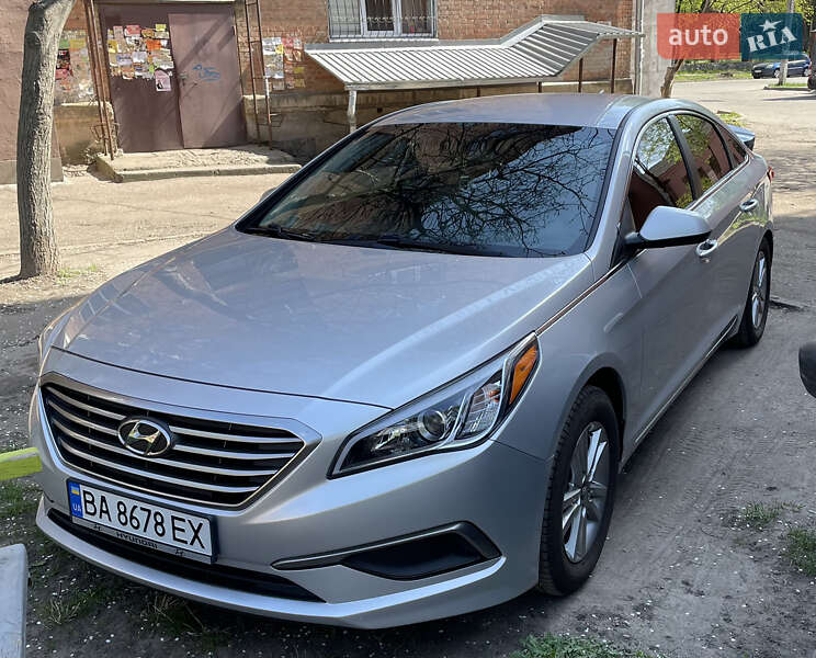 Седан Hyundai Sonata 2016 в Кропивницком