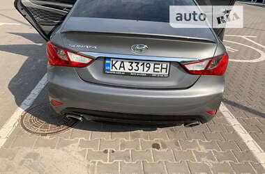 Седан Hyundai Sonata 2014 в Киеве