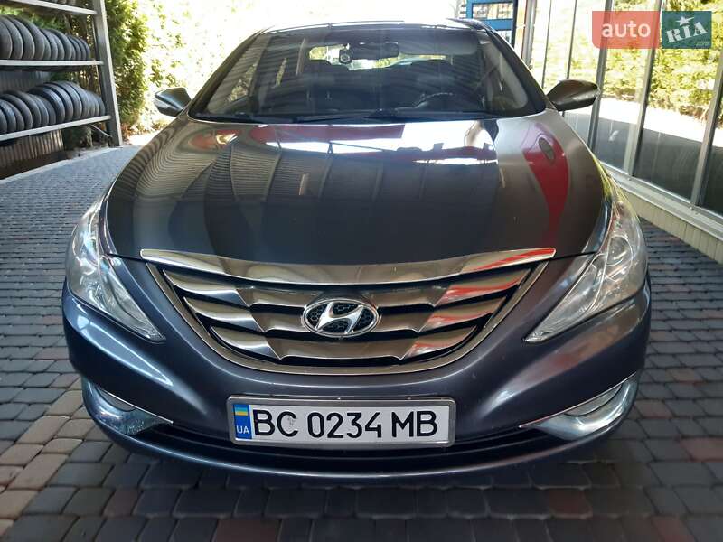 Седан Hyundai Sonata 2010 в Трускавці