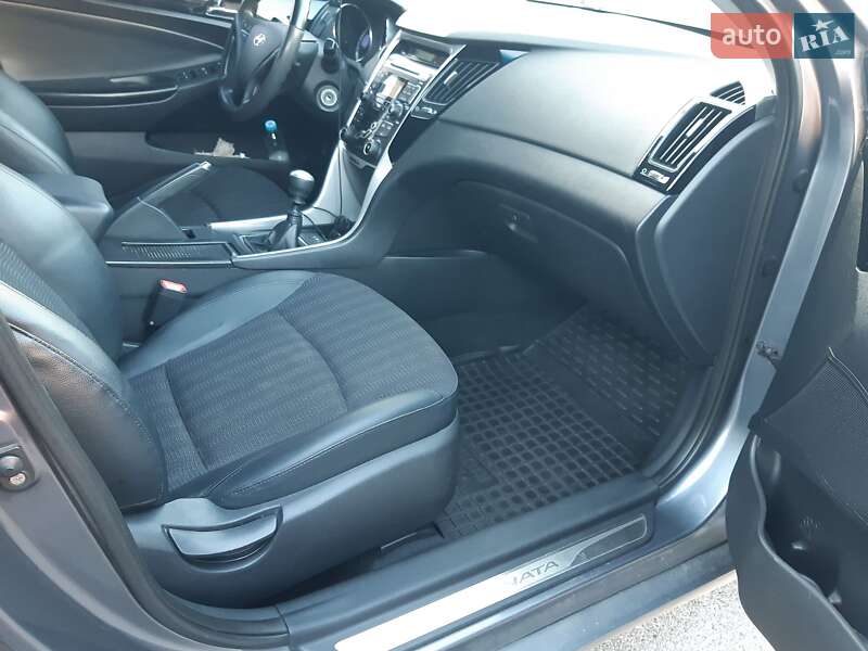 Седан Hyundai Sonata 2010 в Трускавці