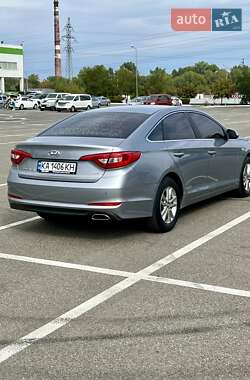 Седан Hyundai Sonata 2015 в 