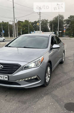 Седан Hyundai Sonata 2014 в Козелеці