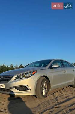 Седан Hyundai Sonata 2016 в Вараше