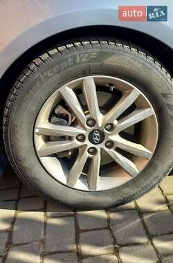 Седан Hyundai Sonata 2016 в Львові