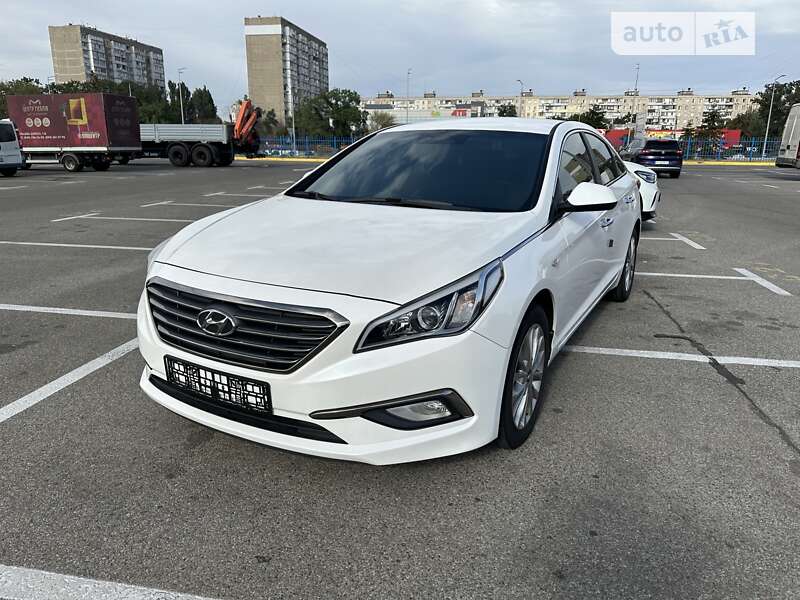 Седан Hyundai Sonata 2016 в Киеве