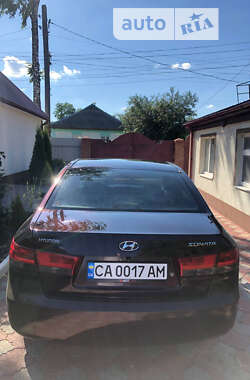 Седан Hyundai Sonata 2006 в Маньковке