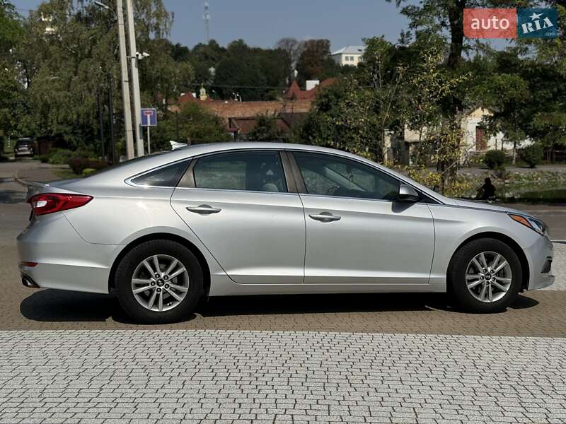 Седан Hyundai Sonata 2016 в Львове