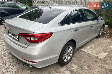 Седан Hyundai Sonata 2015 в 