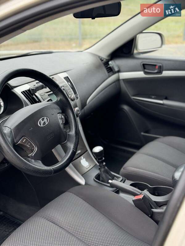 Седан Hyundai Sonata 2008 в Дніпрі
