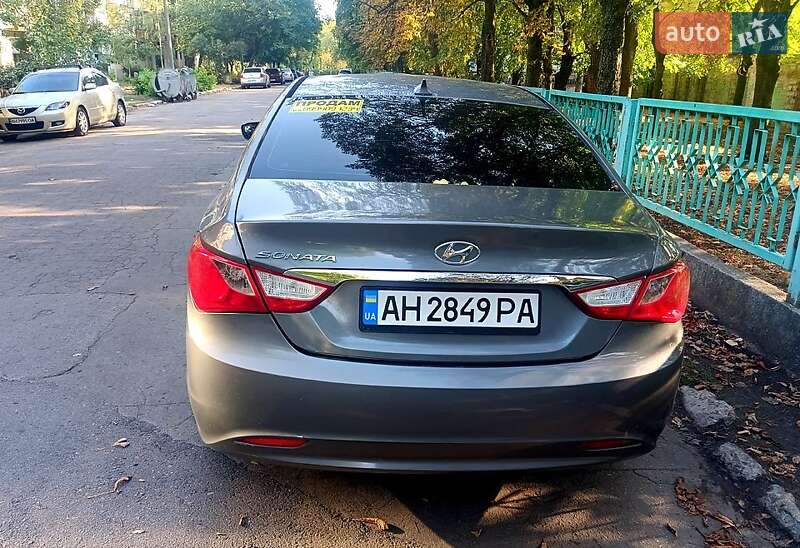 Седан Hyundai Sonata 2011 в Желтых Водах