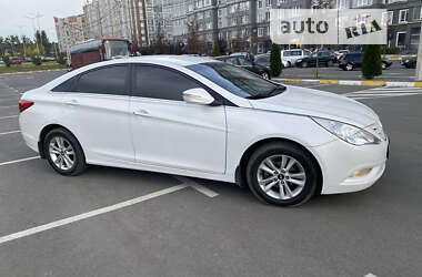 Седан Hyundai Sonata 2010 в Ирпене