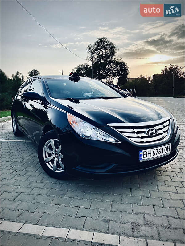 Hyundai Sonata 2012
