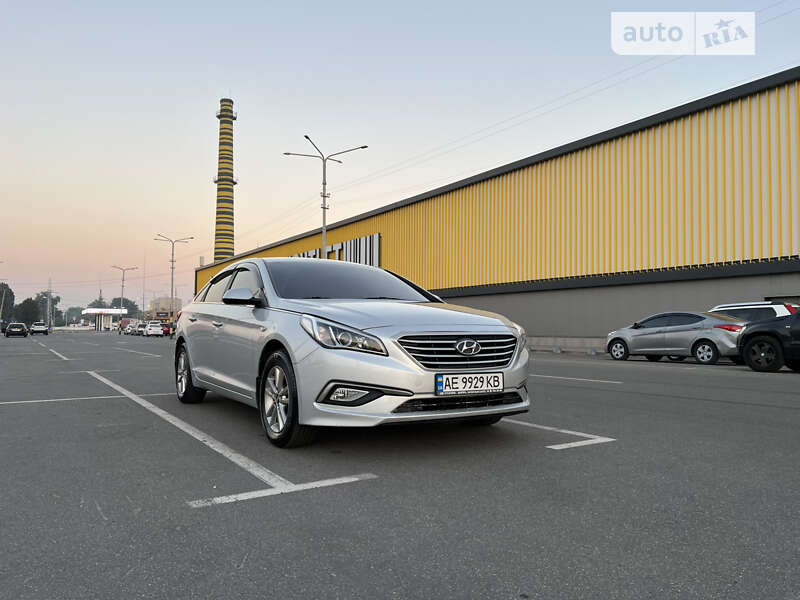 Седан Hyundai Sonata 2015 в Киеве