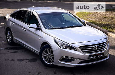 Седан Hyundai Sonata 2015 в Миколаєві