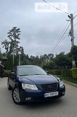 Седан Hyundai Sonata 2008 в Киеве