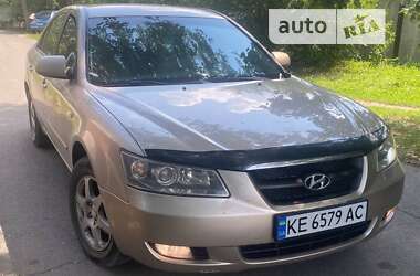 Седан Hyundai Sonata 2006 в Новомосковске